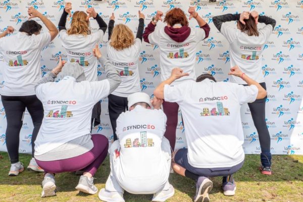 Une partie de l’équipe SyndicEo réunie pour l’événement